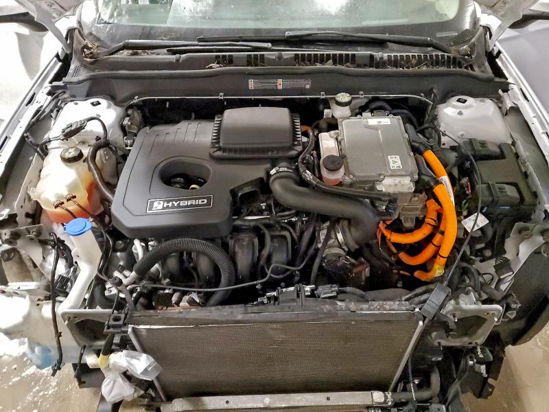 Photo 11 from auction – 2019 FORD FUSION with VIN 3FA6P0LU8KR263186