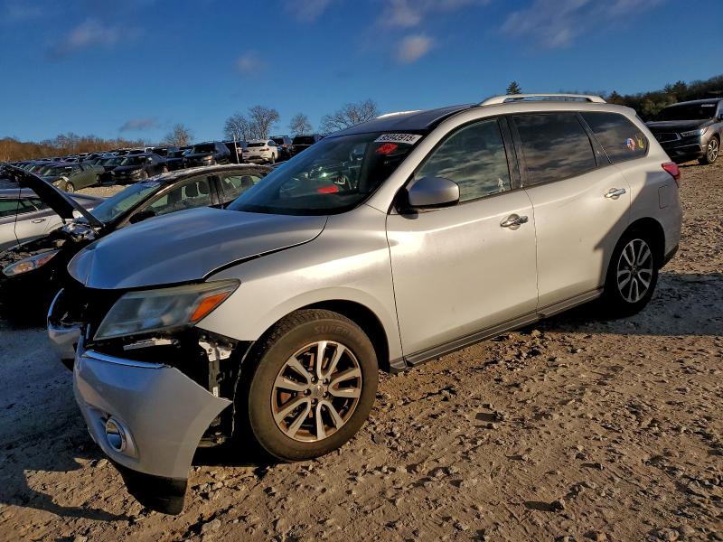 NISSAN PATHFINDER 2015 with VIN 5N1AR2MN8FC602207 - Photo from auction
