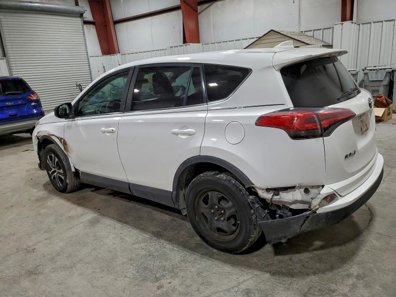 Photo 2 from auction – 2018 TOYOTA RAV4 LE with VIN 2T3BFREV5JW752855