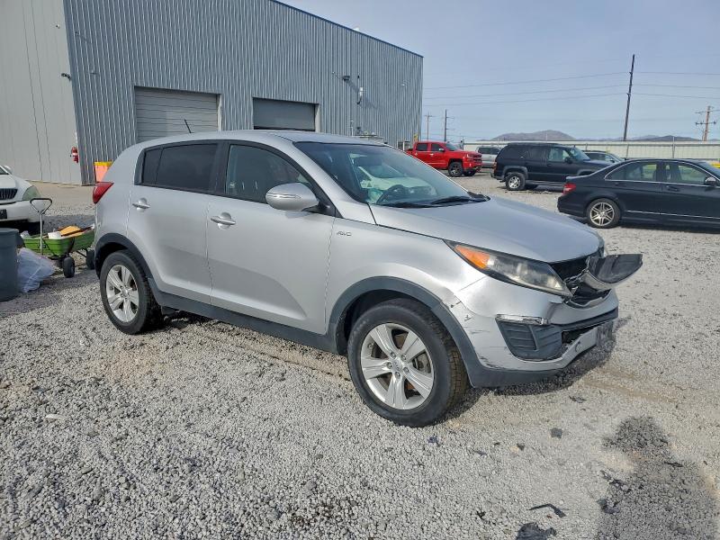 Photo 4 from auction – 2013 KIA SPORTAGE L with VIN KNDPBCA24D7450340