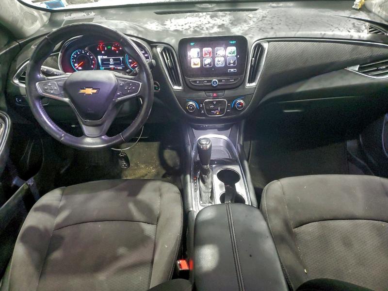 Photo 8 from auction – 2018 CHEVROLET MALIBU LT with VIN 1G1ZD5ST5JF272549