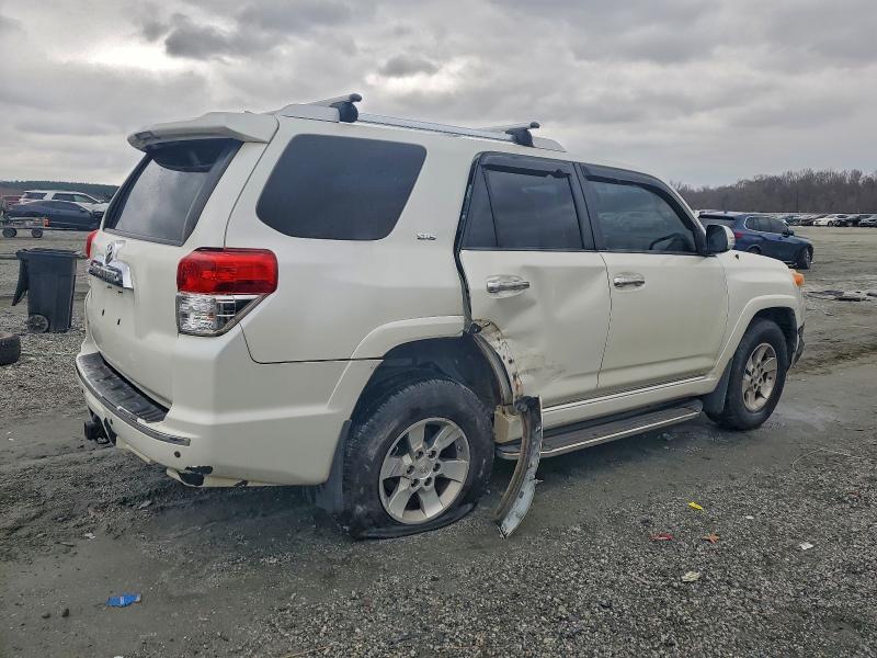 Photo 3 from auction – 2013 TOYOTA 4RUNNER SR with VIN JTEBU5JR6D5146138