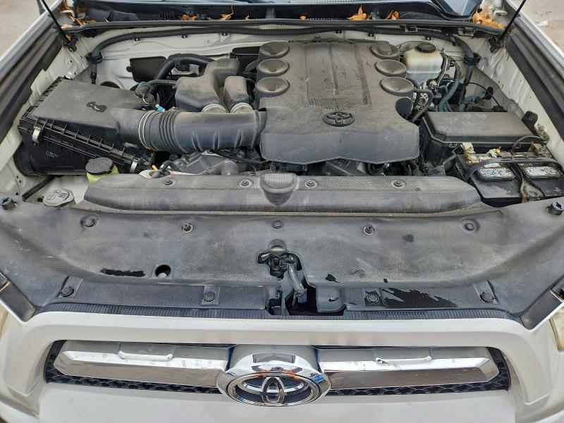 Photo 11 from auction – 2010 TOYOTA 4RUNNER SR with VIN JTEZU5JRXA5007737