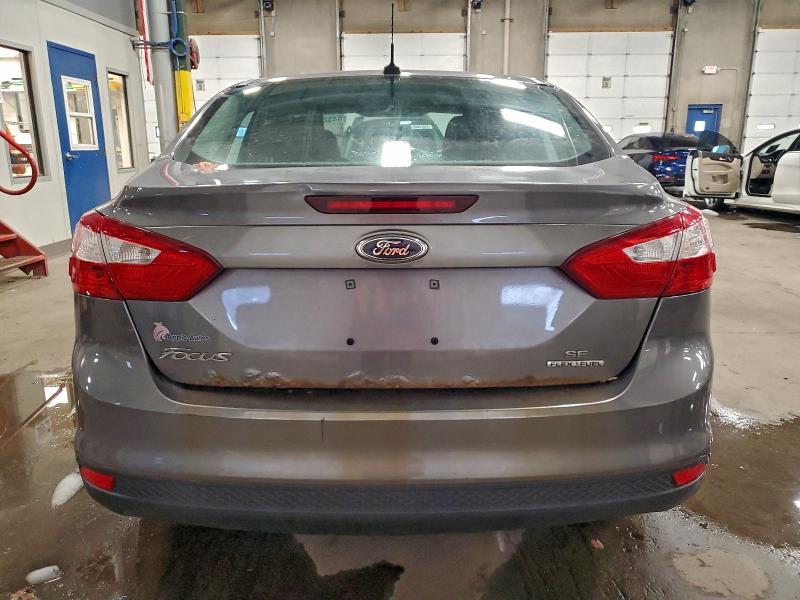 Foto 6 de la subasta – 2014 FORD FOCUS SE con VIN 1FADP3F26EL224456