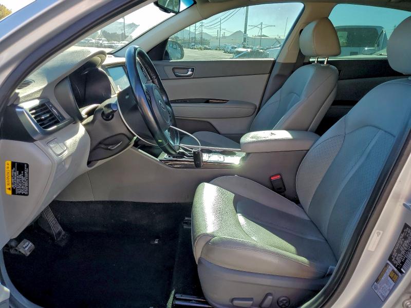 Photo 7 from auction – 2016 KIA OPTIMA EX with VIN 5XXGU4L33GG063991