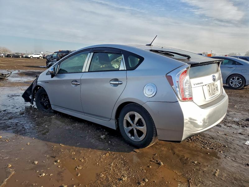 Photo 2 from auction – 2013 TOYOTA PRIUS with VIN JTDKN3DU1D1684503
