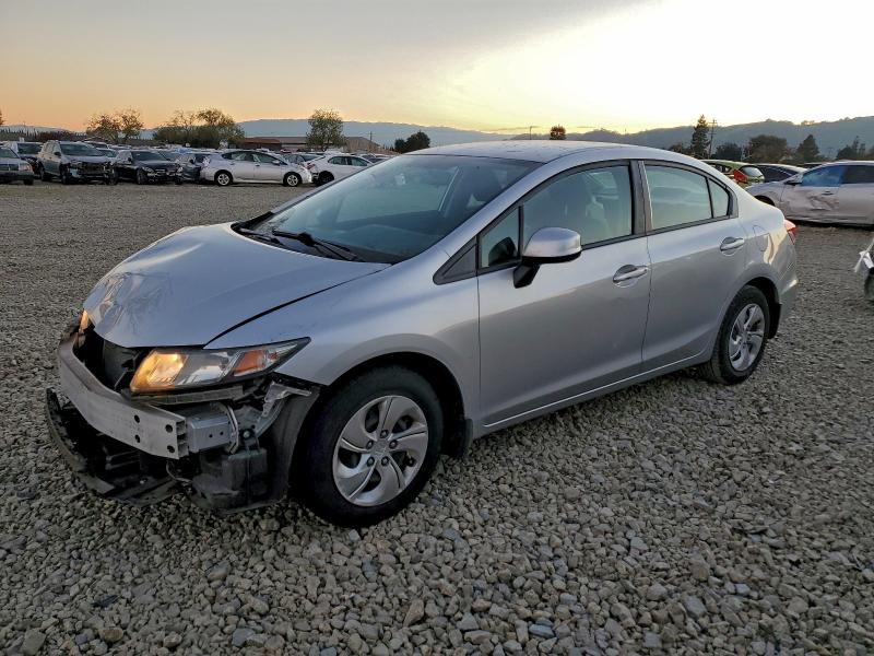 صورة رقم 1 من المزاد - 2013 HONDA CIVIC LX مع VIN 19XFB2F59DE080592