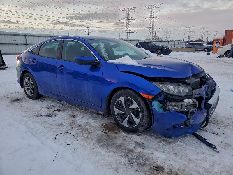 Photo 4 from auction – 2017 HONDA CIVIC LX with VIN 19XFC2F58HE039860