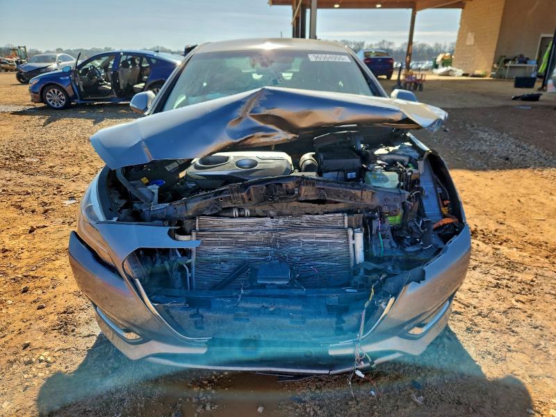 Photo 5 from auction – 2017 HYUNDAI SONATA PLU with VIN KMHE54L28HA072741