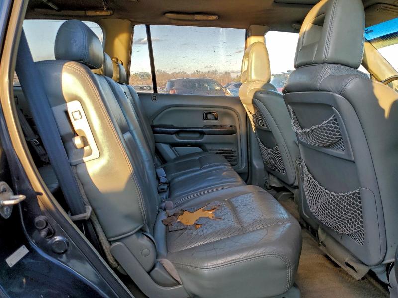 Photo 11 from auction – 2005 HONDA PILOT EXL with VIN 5FNYF18585B026149