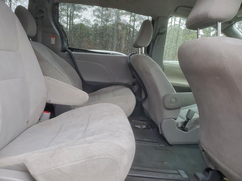 Photo 11 from auction – 2020 TOYOTA SIENNA L with VIN 5TDZZ3DC2LS030234
