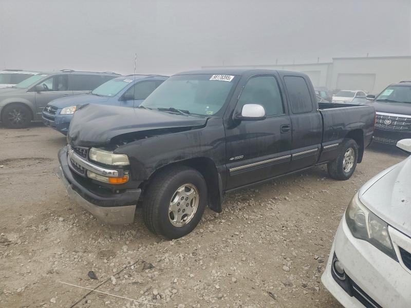 CHEVROLET SILVERADO 2002 with VIN 2GCEC19TX21333345 - Photo from auction
