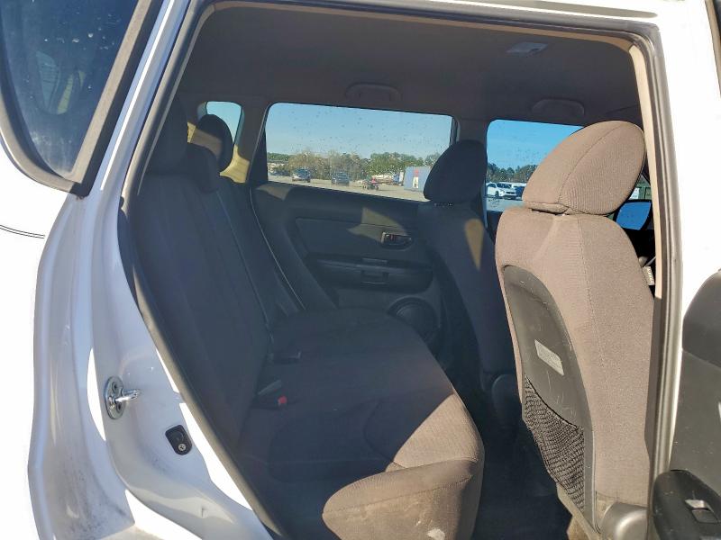 Photo 10 from auction – 2013 KIA SOUL with VIN KNDJT2A5XD7767398