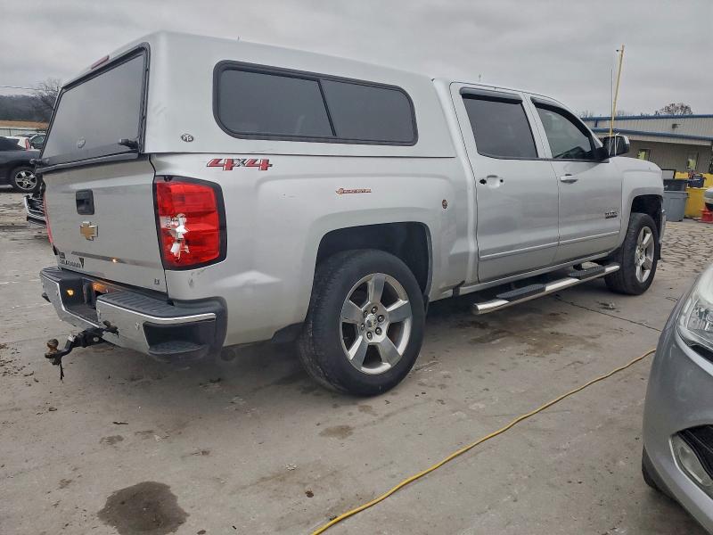 Photo 3 from auction – 2018 CHEVROLET SILVERADO with VIN 3GCUKREC9JG443232