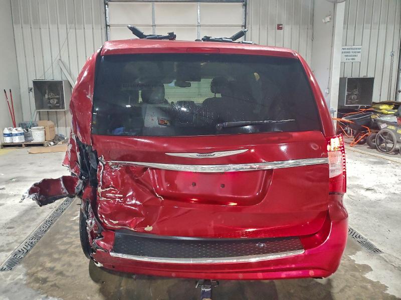 Photo 6 from auction – 2015 CHRYSLER TOWN & COU with VIN 2C4RC1CG1FR540050