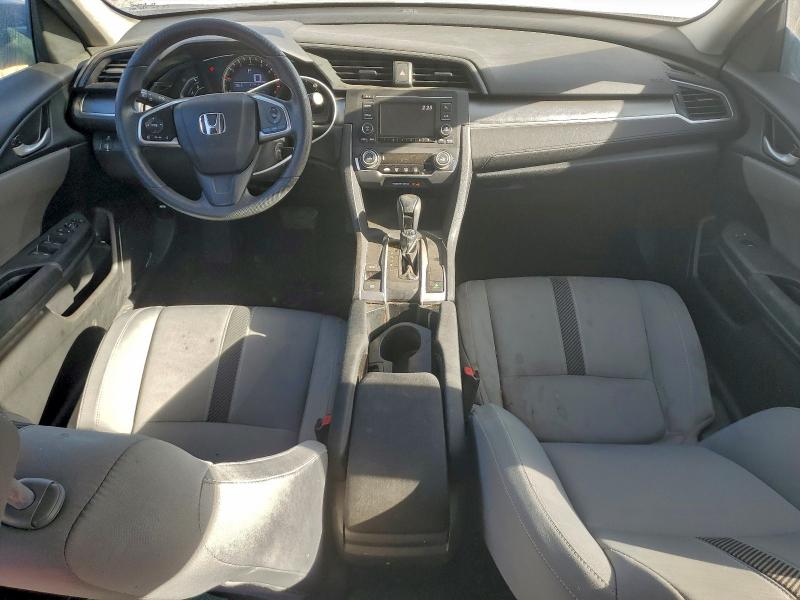 Photo 8 from auction – 2017 HONDA CIVIC LX with VIN 2HGFC2F51HH522175