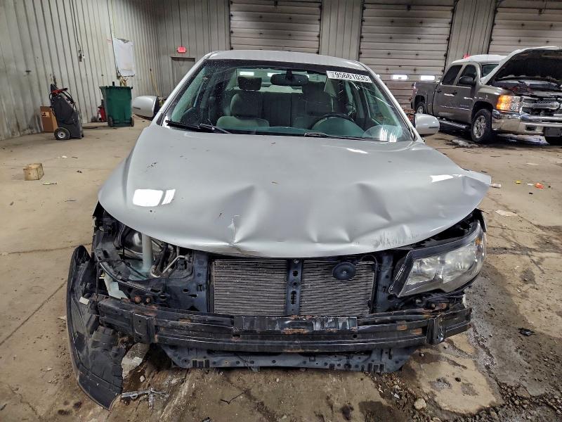 Photo 5 from auction – 2011 KIA FORTE EX with VIN KNAFU4A20B5449655