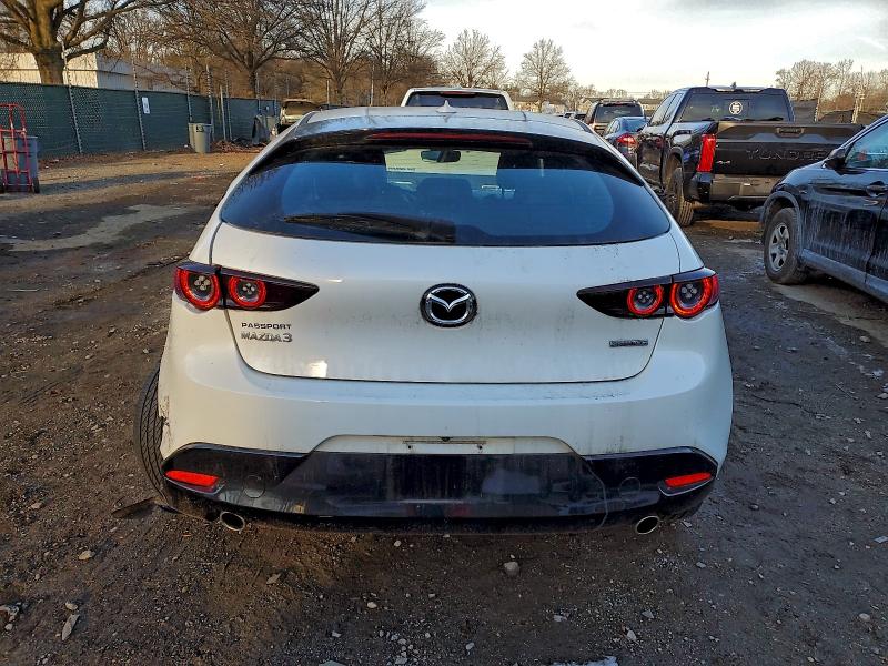 Photo 6 from auction – 2021 MAZDA 3 PREMIUM with VIN JM1BPAML7M1308099
