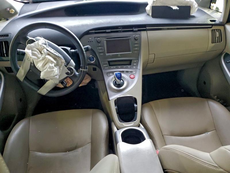 Photo 8 from auction – 2014 TOYOTA PRIUS with VIN JTDKN3DUXE0393134