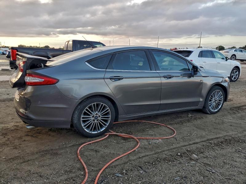 Photo 3 from auction – 2014 FORD FUSION SE with VIN 1FA6P0H72E5399582