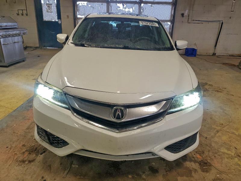 Photo 5 from auction – 2017 ACURA ILX with VIN 19UDE2F3XHA013510