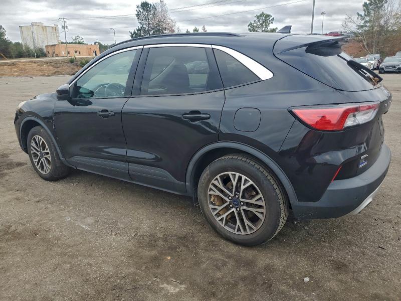 Photo 2 from auction – 2020 FORD ESCAPE with VIN 1FMCU9H65LUA59259