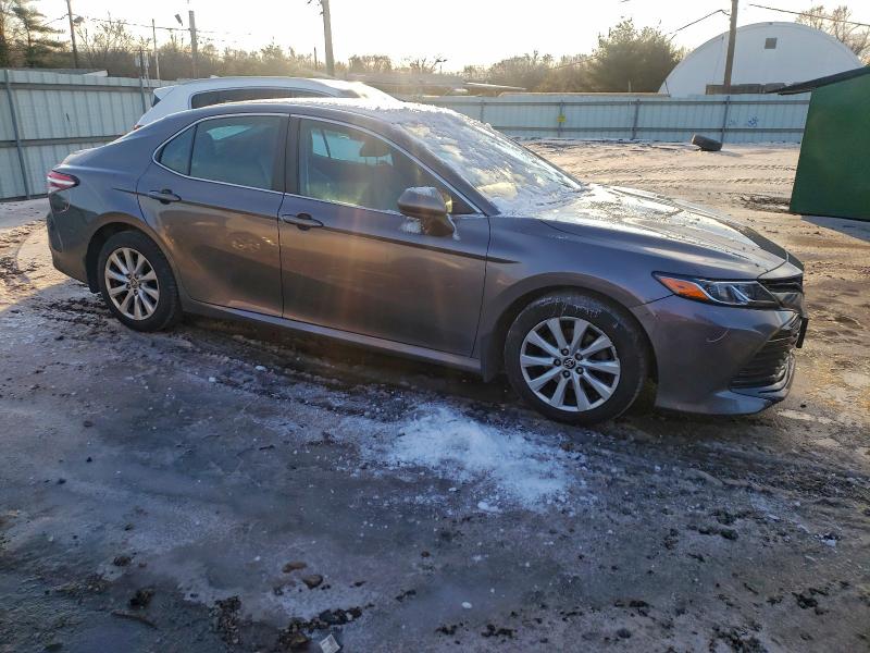 Photo 4 from auction – 2020 TOYOTA CAMRY LE with VIN 4T1C11BK5LU005685