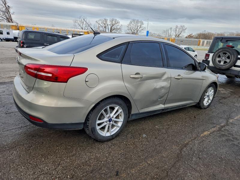 Photo 3 from auction – 2015 FORD FOCUS SE with VIN 1FADP3F26FL235393