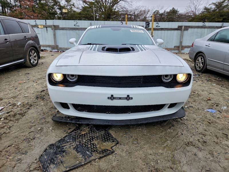 Photo 5 from auction – 2016 DODGE CHALLENGER with VIN 2C3CDZBT3GH353095