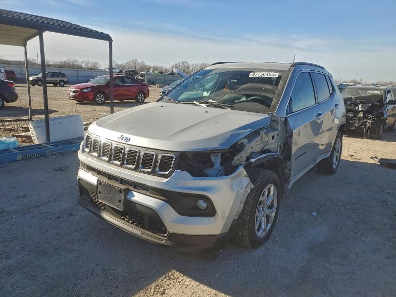 JEEP COMPASS 2024 with VIN 3C4NJDBN3RT130972 - Photo from auction