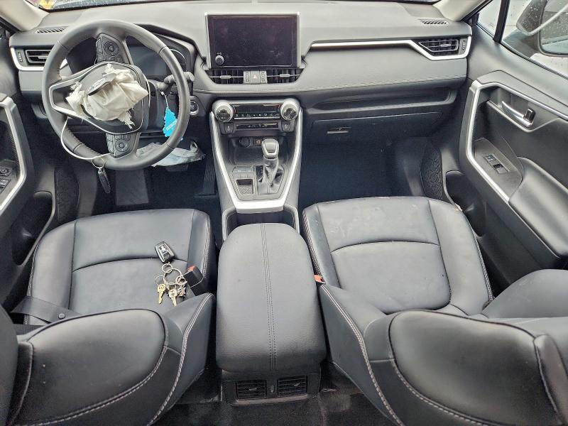 Photo 8 from auction – 2023 TOYOTA RAV4 XLE P with VIN 2T3C1RFV8PC228420