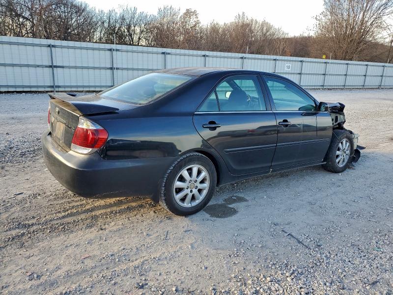 Photo 3 from auction – 2006 TOYOTA CAMRY with VIN 4T1BE32K96U128857