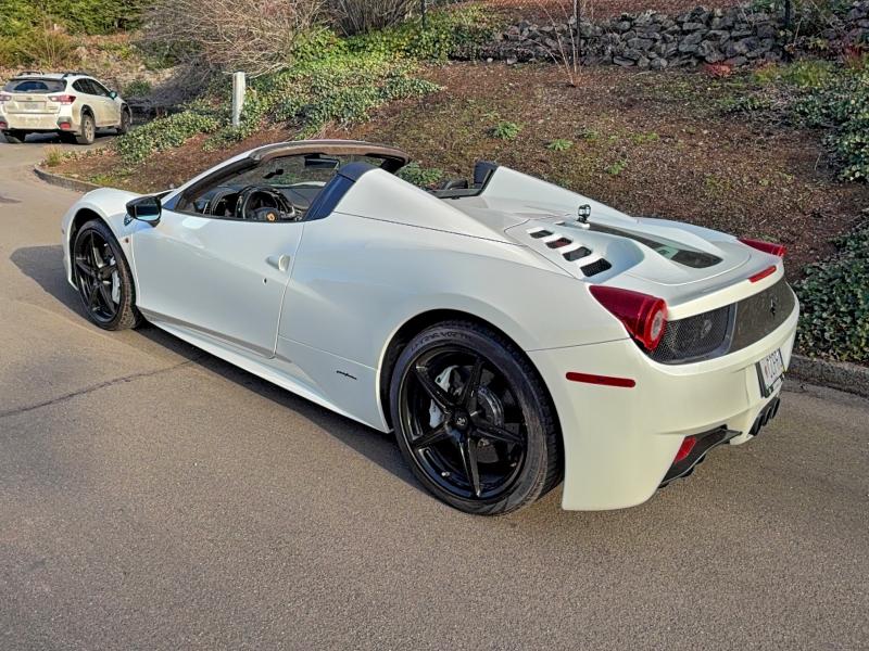 Photo 3 from auction – 2012 FERRARI 458 SPIDER with VIN ZFF68NHA1C0188739