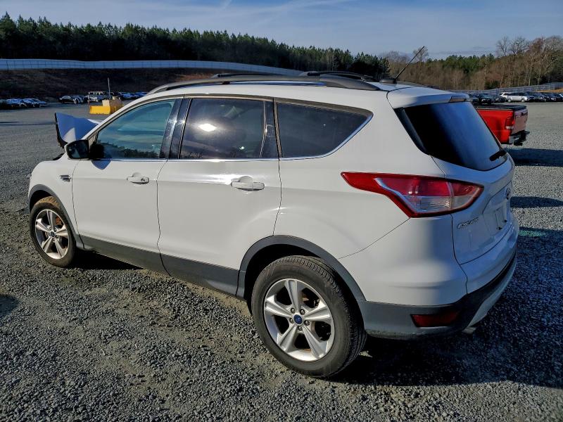 Photo 2 from auction – 2015 FORD ESCAPE SE with VIN 1FMCU9GX0FUC28540