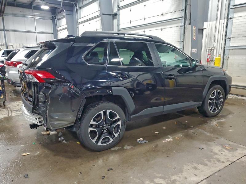 Photo 3 from auction – 2020 TOYOTA RAV4 ADVEN with VIN 2T3J1RFV1LC091497