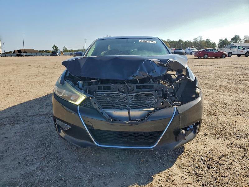Photo 5 from auction – 2018 NISS MAXIMA with VIN 1N4AA6AP5JC362251