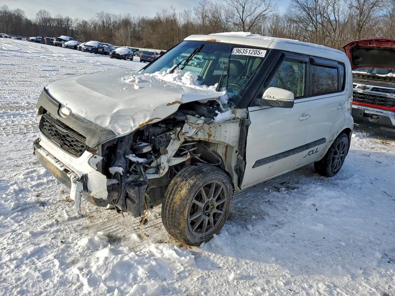 KIA SOUL + 2013 с VIN KNDJT2A67D7755511 - Снимка от търг