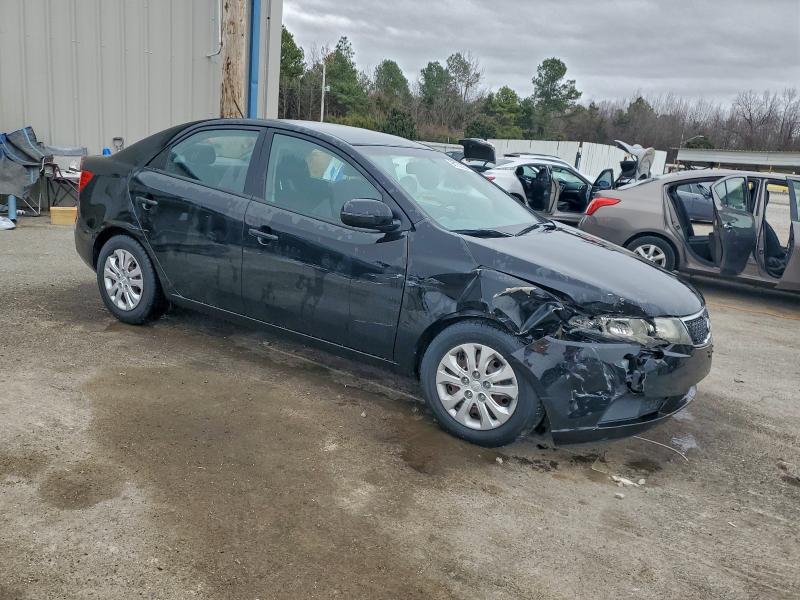 Photo 4 from auction – 2013 KIA FORTE EX with VIN KNAFU4A24D5735088