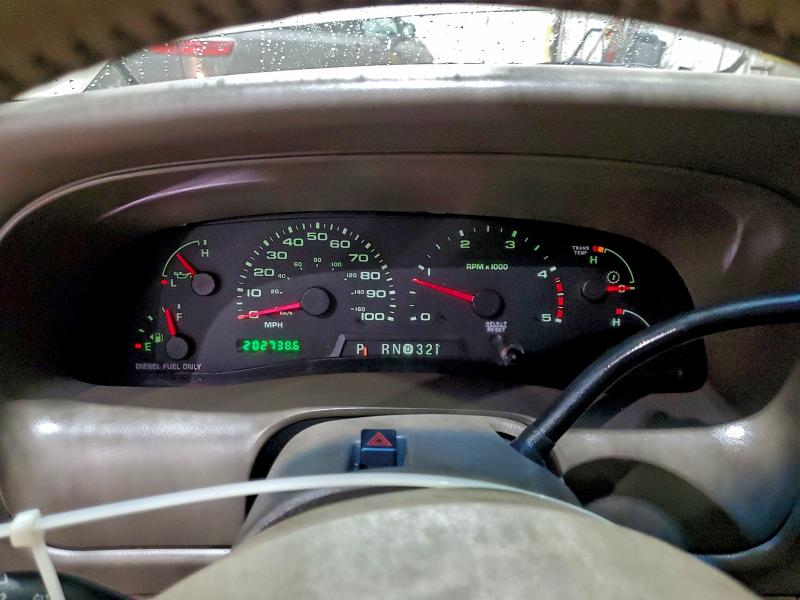 Photo 9 from auction – 2004 FORD EXCURSION with VIN 1FMSU43PX4EA40376
