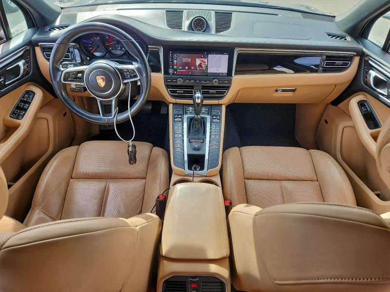 Photo 8 from auction – 2020 PORSCHE MACAN with VIN WP1AA2A51LLB09124