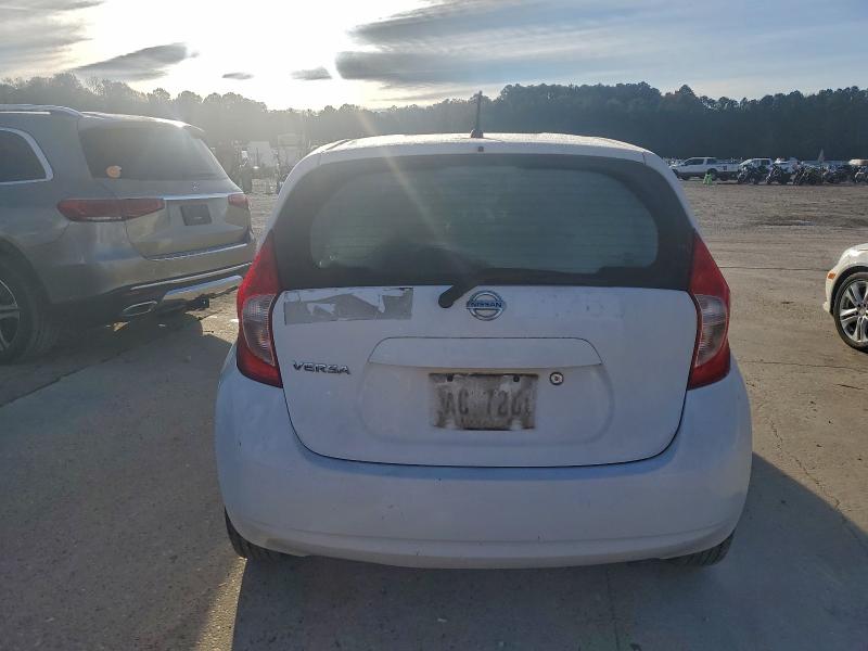 Photo 6 from auction – 2015 NISSAN VERSA NOTE with VIN 3N1CE2CP5FL424842