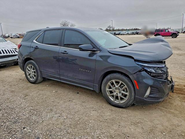 Photo 4 from auction – 2022 CHEVROLET EQUINOX LT with VIN 2GNAXUEV5N6135296