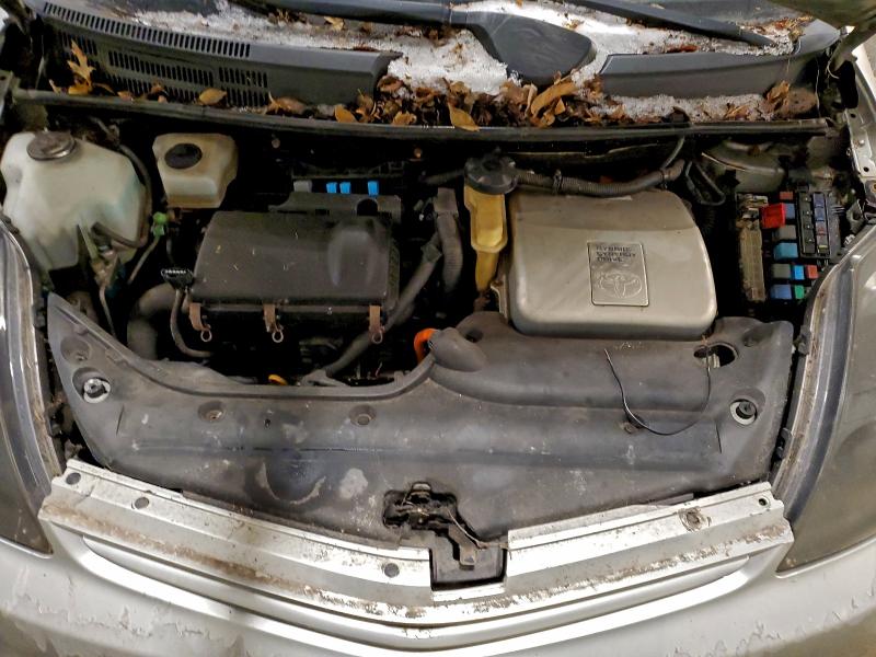 Photo 11 from auction – 2004 TOYOTA PRIUS with VIN JTDKB22U640027028