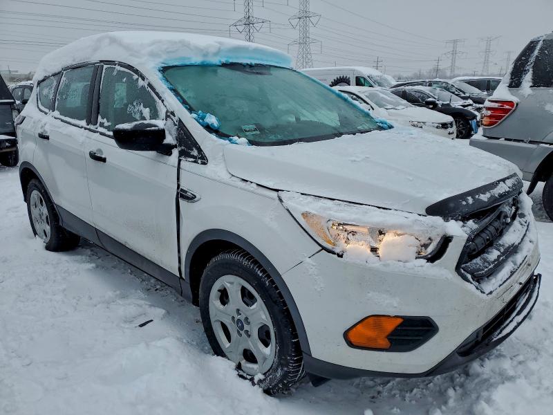 Photo 4 from auction – 2017 FORD ESCAPE S with VIN 1FMCU0F71HUD36200