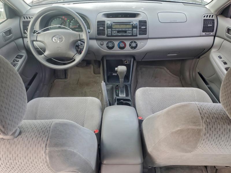 Photo 8 from auction – 2002 TOYOTA CAMRY LE with VIN JTDBE32K820090415