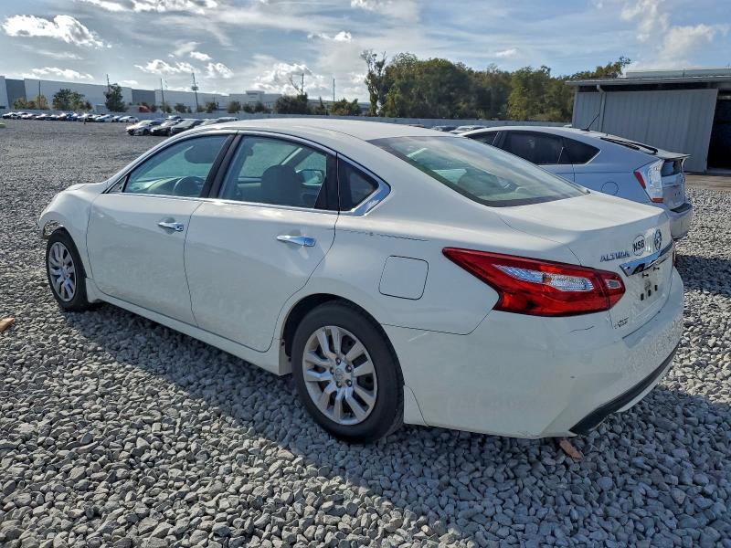 Photo 2 from auction – 2016 NISSAN ALTIMA 2.5 with VIN 1N4AL3AP4GC124912