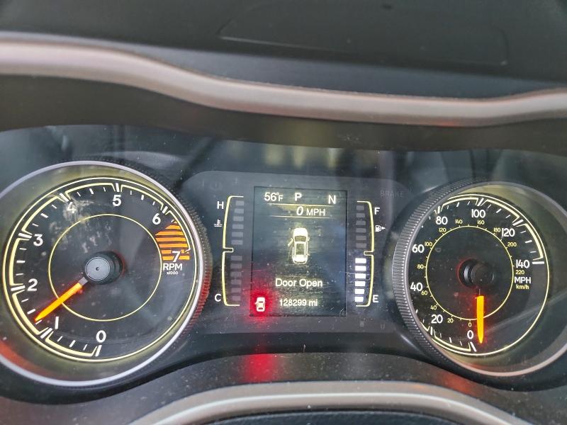 Photo 9 from auction – 2017 JEEP CHEROKEE L with VIN 1C4PJMCB2HW575368