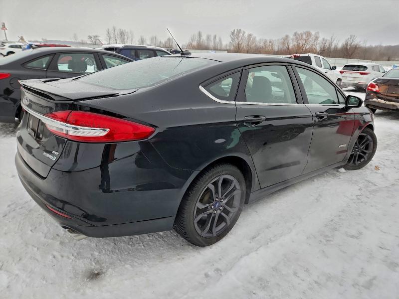 Photo 3 from auction – 2018 FORD FUSION SE with VIN 3FA6P0LU2JR120250