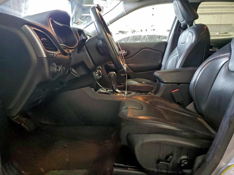 Photo 7 from auction – 2019 JEEP CHEROKEE L with VIN 1C4PJLDB5KD415920