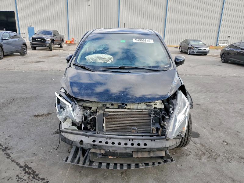 Photo 5 from auction – 2017 NISSAN VERSA NOTE with VIN 3N1CE2CP8HL354482